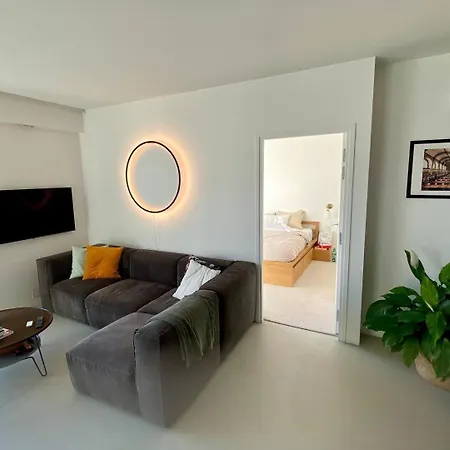 Apartament Moderne, Vue Sur Les Toits Et Plein Sud