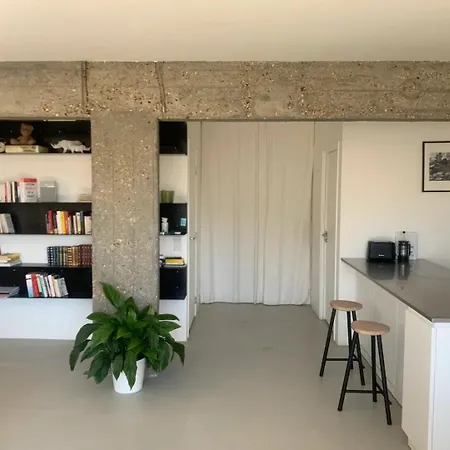 Moderne, Vue Sur Les Toits Et Plein Sud Apartament Paryż